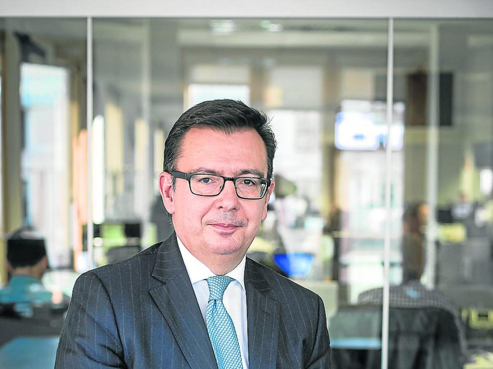 Román Escolano, el pasado martes en la redacción de HERALDO.