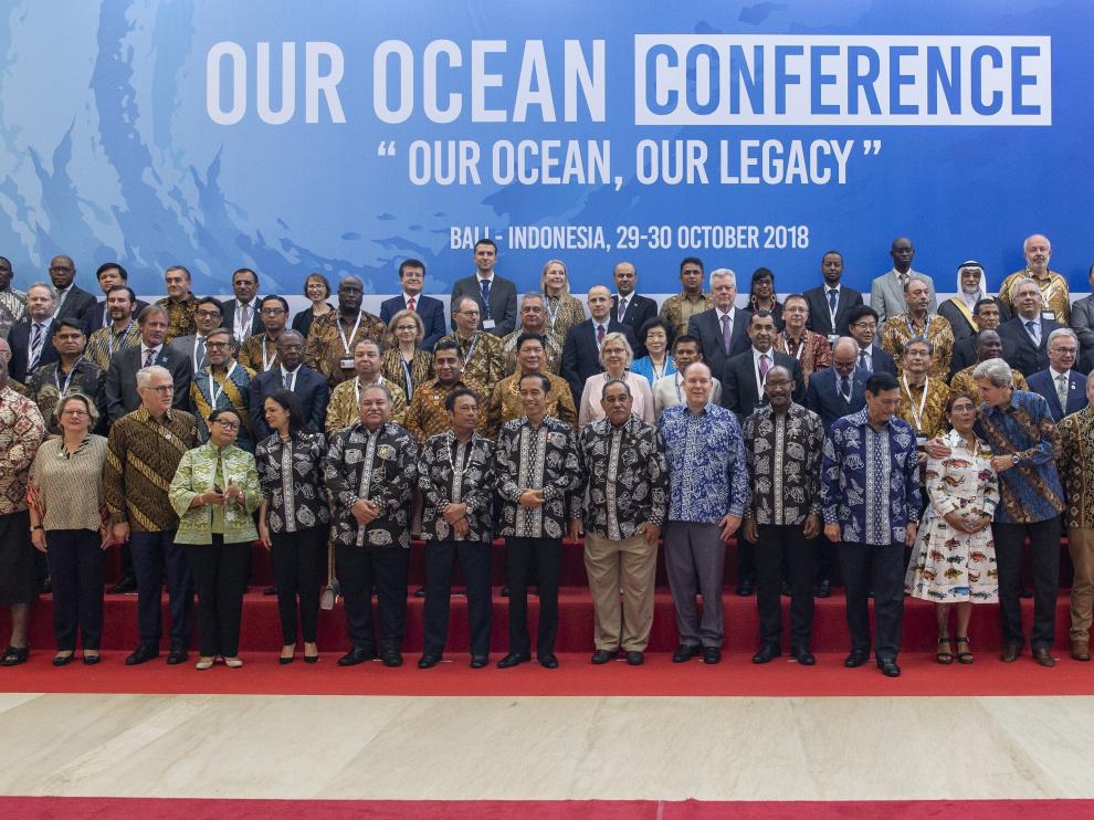 Cumbre en Bali 'Nuestros océanos' en la que se ha firmado el acuerdo para reducir el plástico