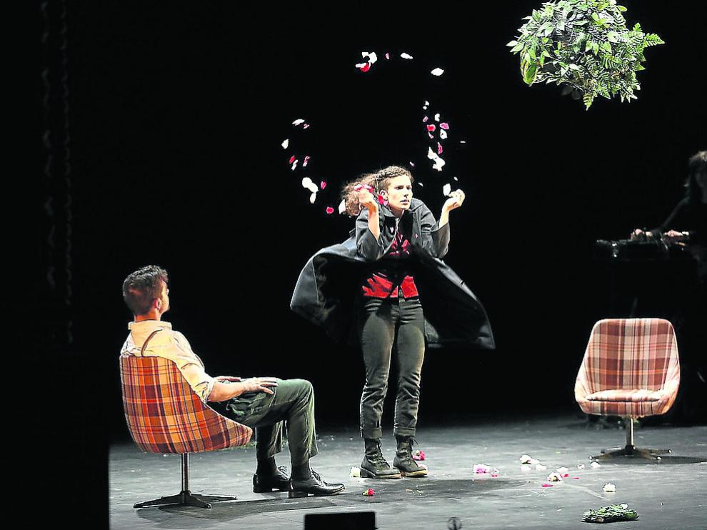 La compañía de danza Doos Colectivo actuó el 26 de octubre en el Olimpia dentro Periferias.