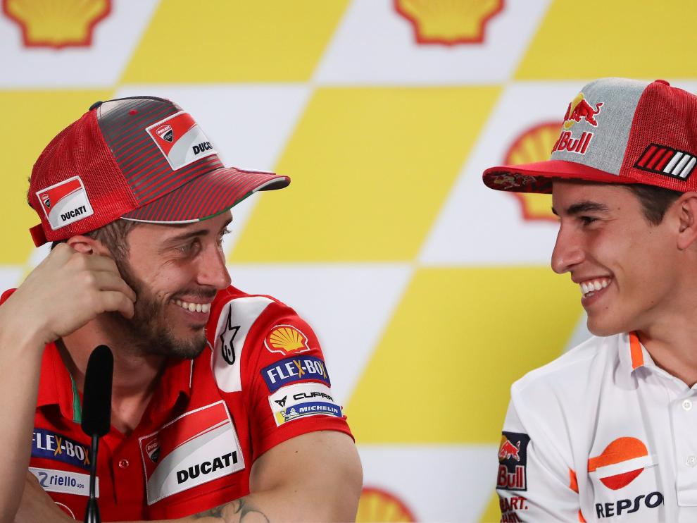 Dovizioso junto a Márquez en la rueda de prensa de Sepang.
