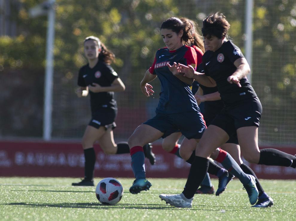 Fútbol. Segunda Femenina Oliver vs Mulier