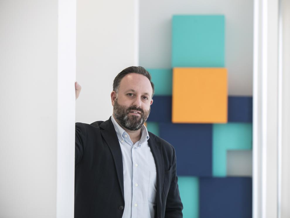 Eduardo Oliver, miembro del grupo coordinador de Ciencia en el Parlamento