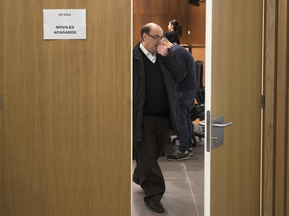 El acusado, este lunes, en la sala de vistas de la Audiencia Provincial de Zaragoza.