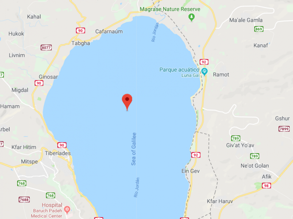 El avión se estrelló en el mar de Galilea.