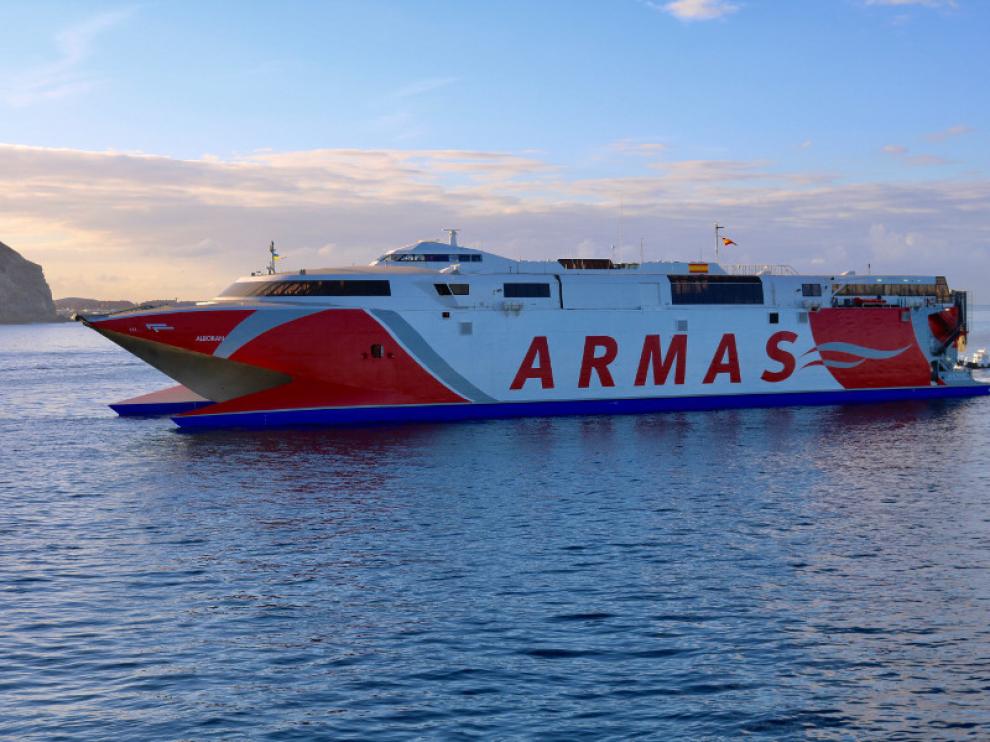 Ferry Alborán de la naviera Armas