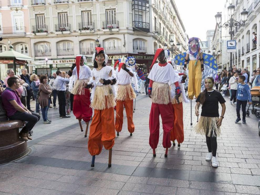 Pasacalles de la Carrera del Gancho de una edición anterior