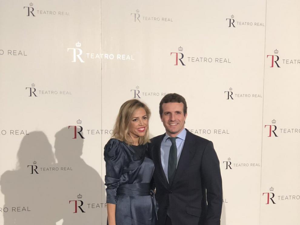 Rahola arremete contra la mujer de Casado por su forma de vestir en la gala del Teatro Real