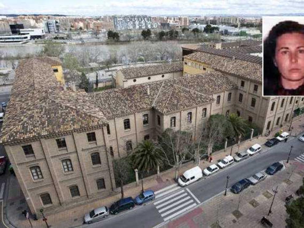 Centro social comunitario 'Luis Buñuel', propiedad del Ayuntamiento de Zaragoza. En el recuadro, Carmen López Anguita