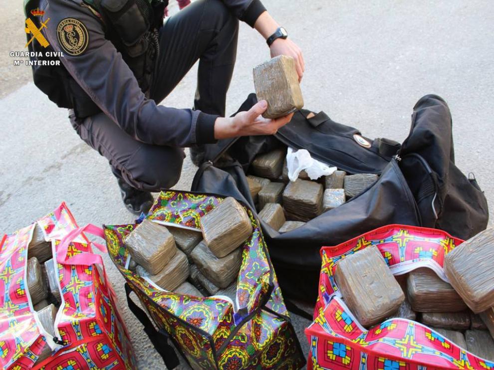 Dos detenidos en Villafranca de Ebro con 80 kg de hachís