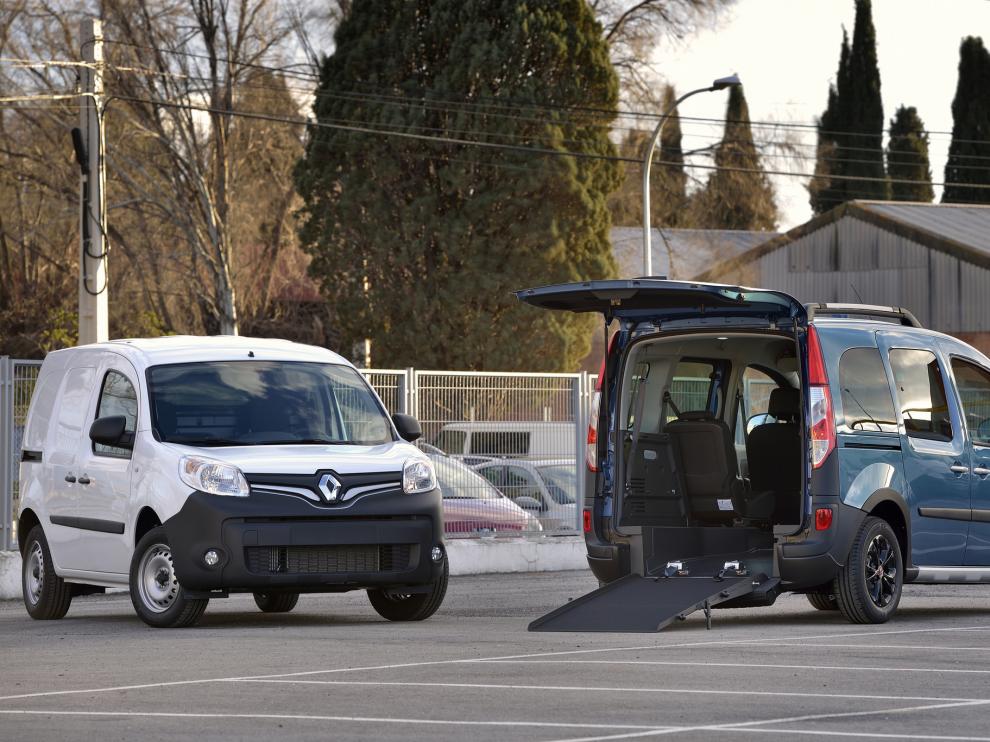 La caravana de Renault está formada por 19 vehículos de diferentes características y prestaciones.