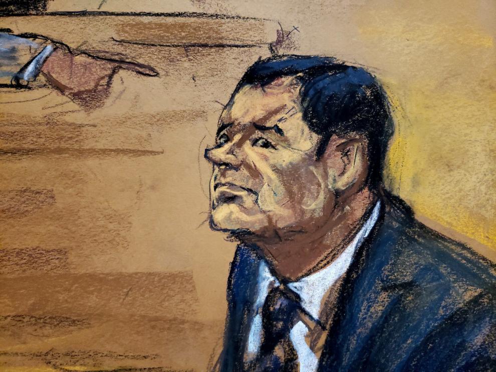Reproducción artística del Chapo en el banquillo de los acusados en el juicio que se celebra en Nueva York.