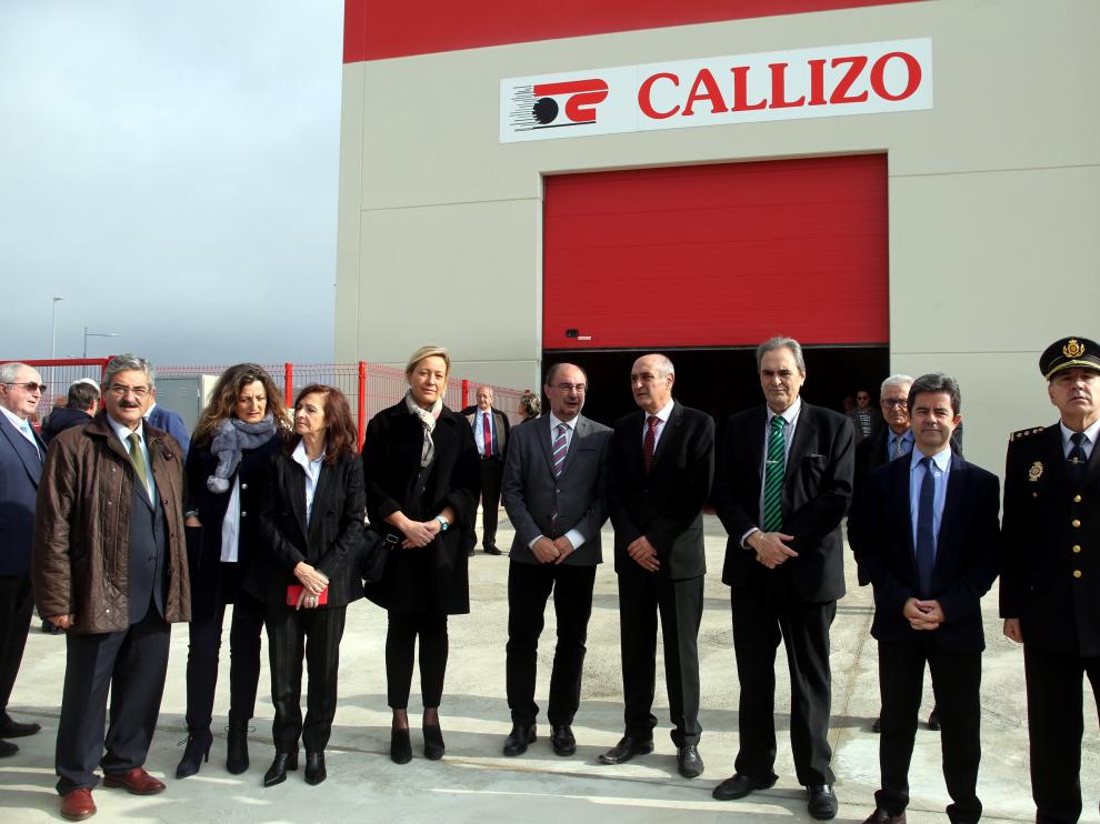 La inauguración de la ampliación de Transportes Callizo ha congregado a los máximos responsables de los Gobiernos central, autonómico y municipal