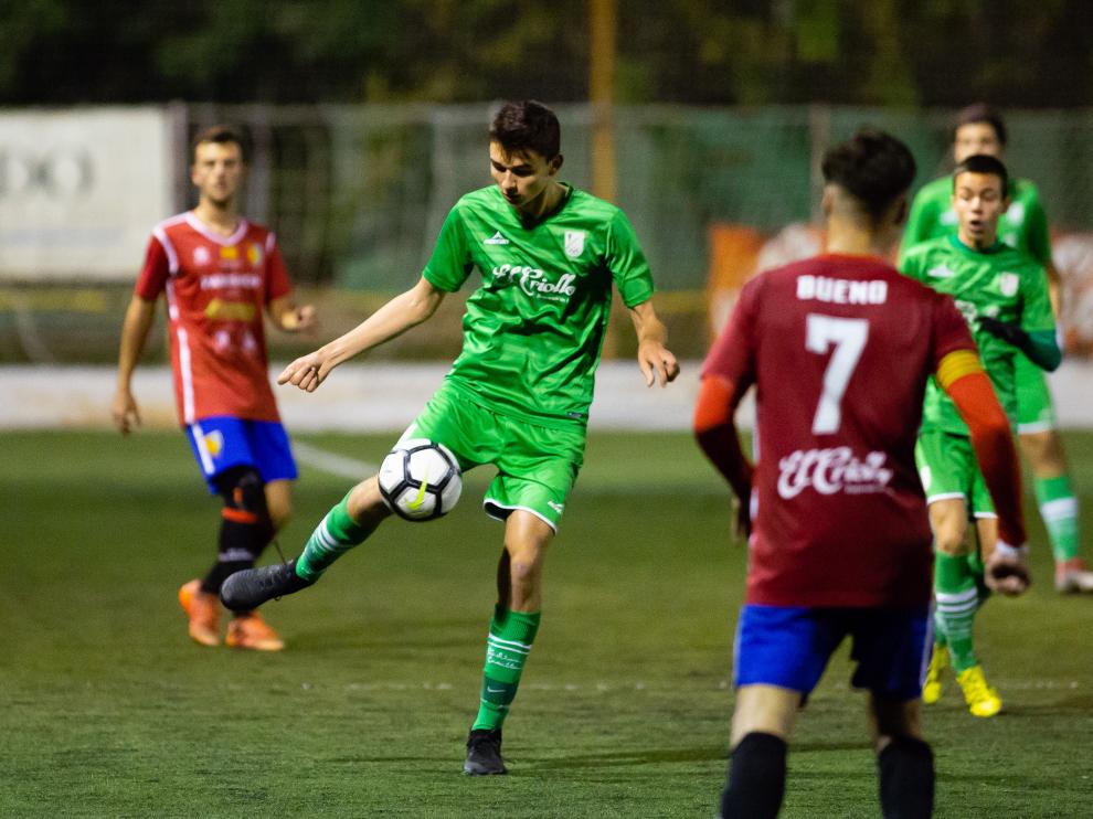 Partido de fútbol. LN Juvenil- Stadium vs. Montecarlo.