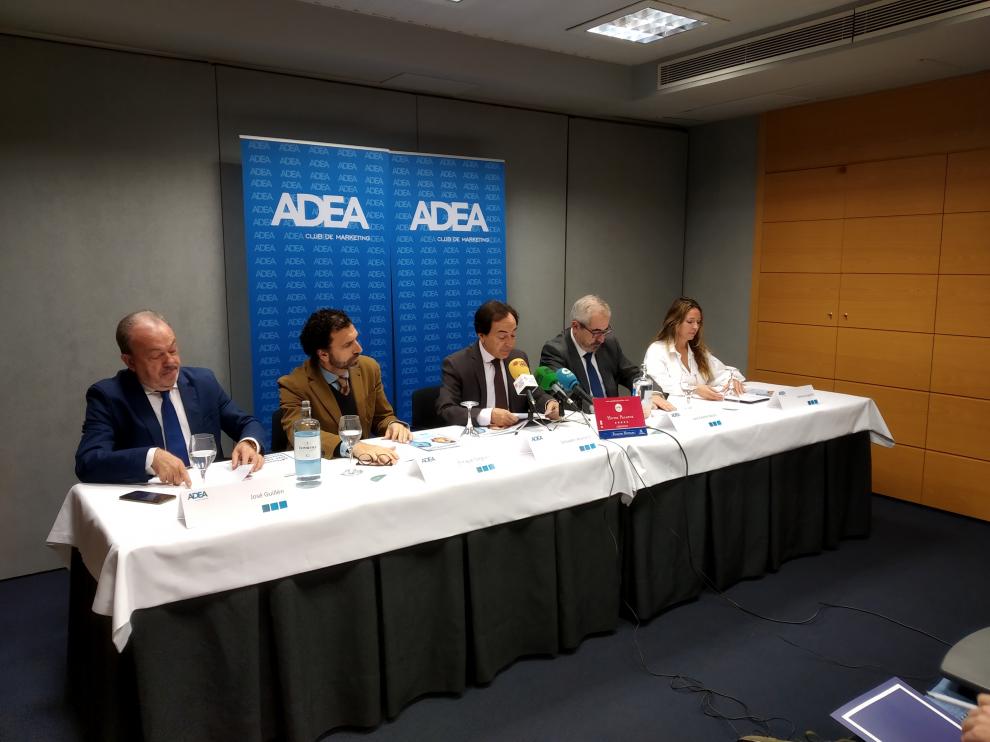 José Guillén, Enrique Torguet, Salvador Arenere, José Andrés Nalda y Gemma Español, en la presentación de los premios de este martes.