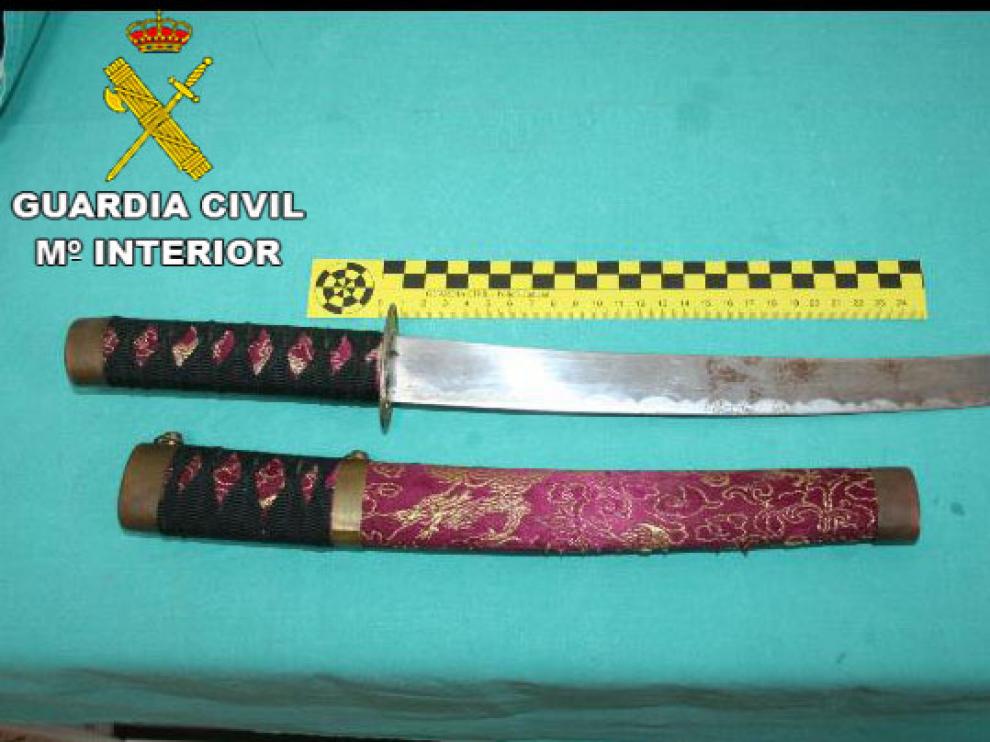 Dos detenidos al intentar robar en una casa de Albarracín armados con una catana