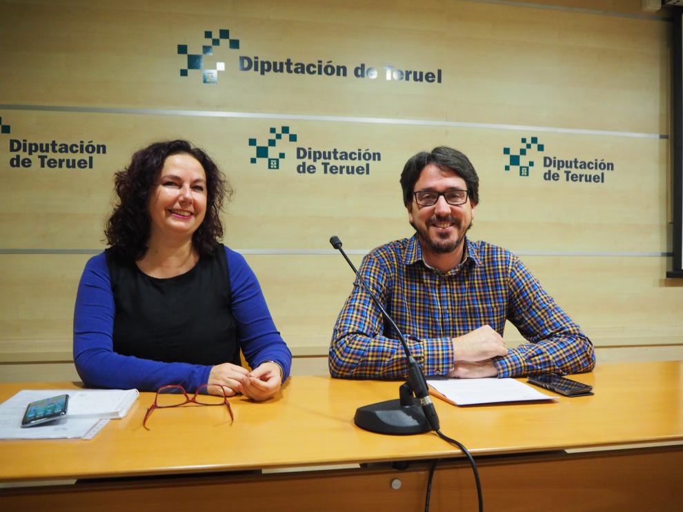 Los diputados provinciales de Ganar, Anabel Gimeno y Pedro Bello.