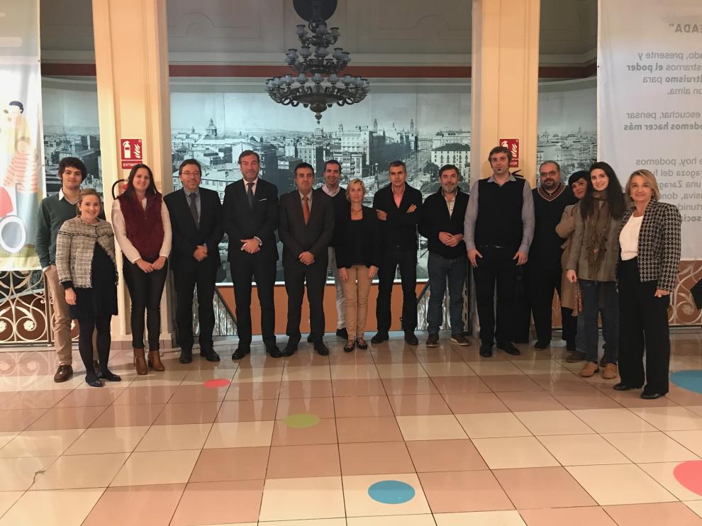 Todos los participantes en el encuentro en Zaragoza el pasado martes