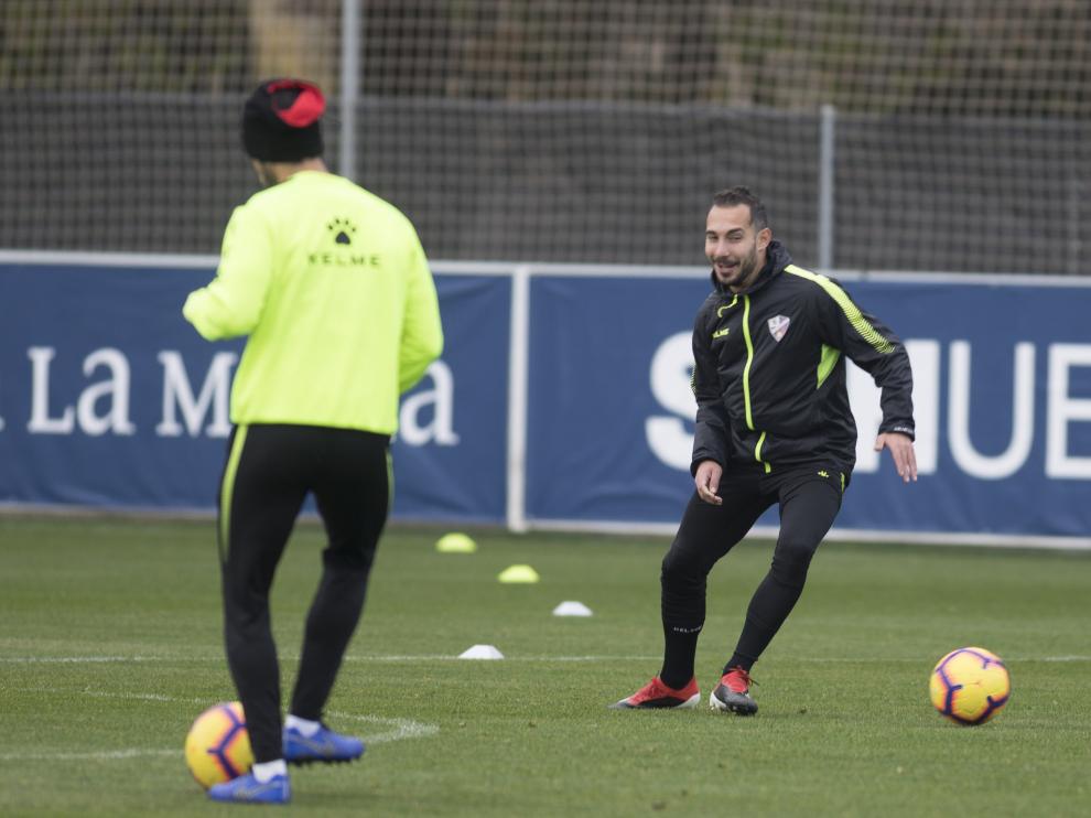 David Ferreiro, durante el entrenamiento de hoy en el IES Pirámide.
