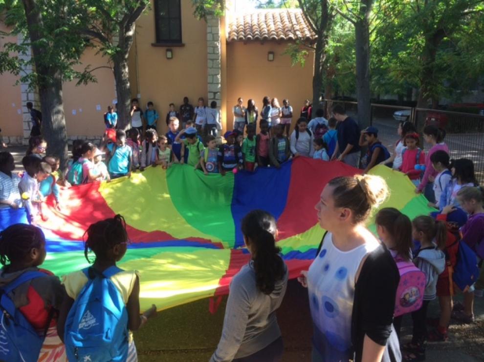 Menores participando en una de las actividades organizadas.