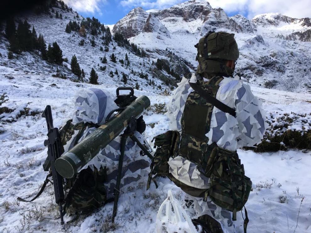 Participantes en las maniobras militares que se han desarrollado estos días en el Pirineo aragonés.