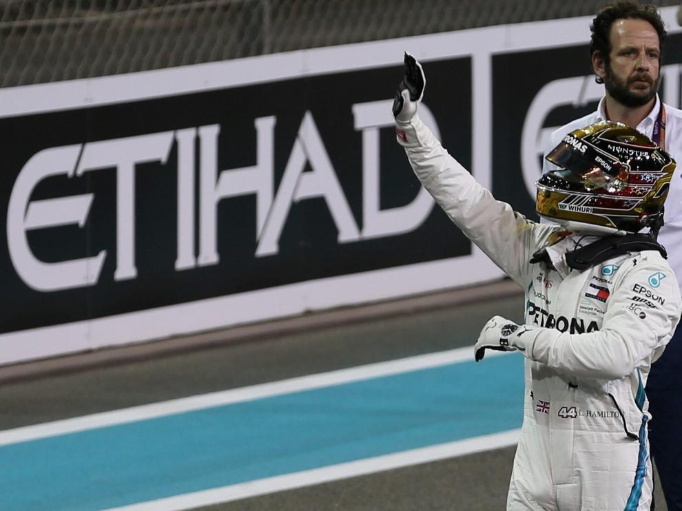 Hamilton saldrá primero en Yas Marina