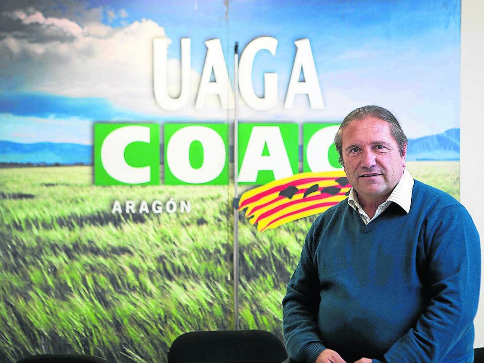José Manuel Penella, en la sede de Zaragoza de la Unión de Agricultores y Ganaderos de Aragón.