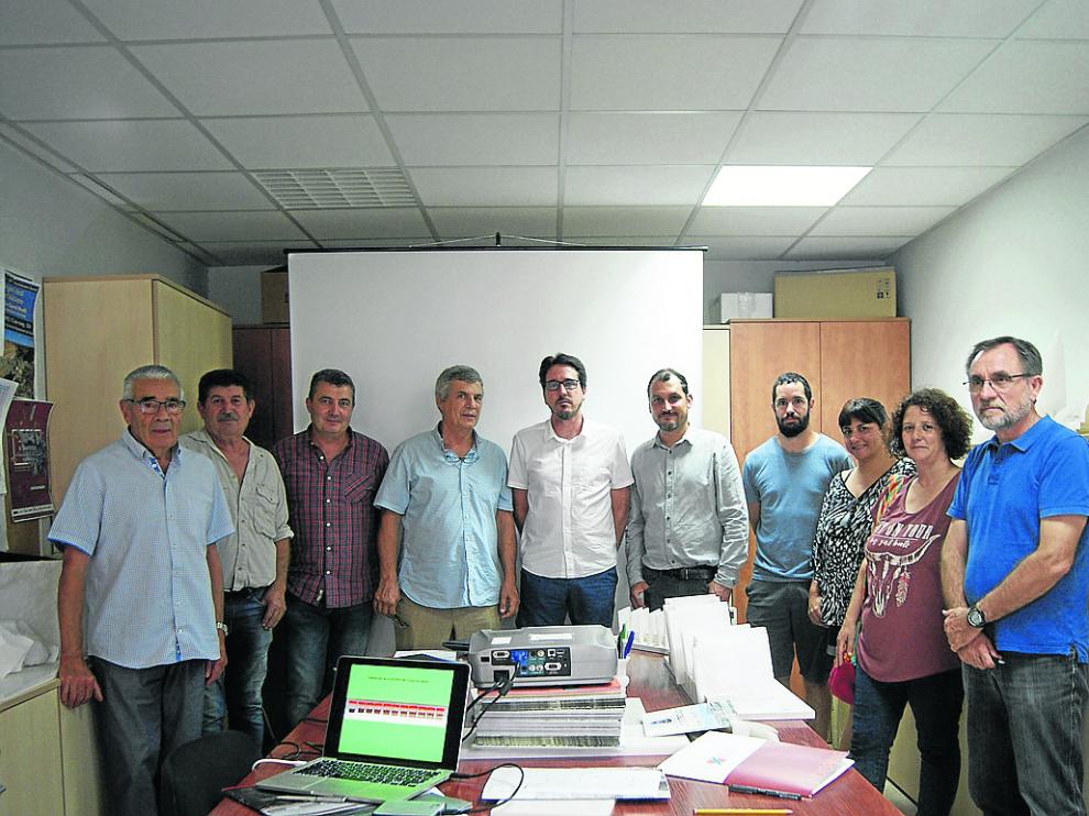 Directivos de la empresa y miembros del equipo del proyecto, en la presentación de los resultados.