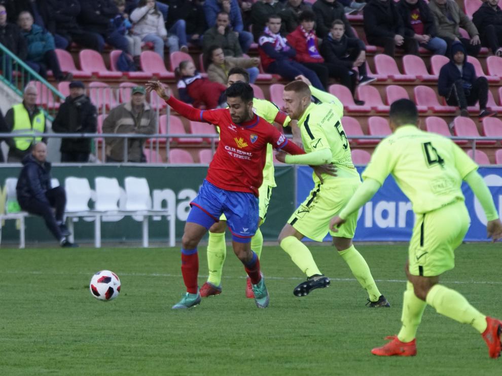 Cristian Dieste en el partido ante el Ontinyent.