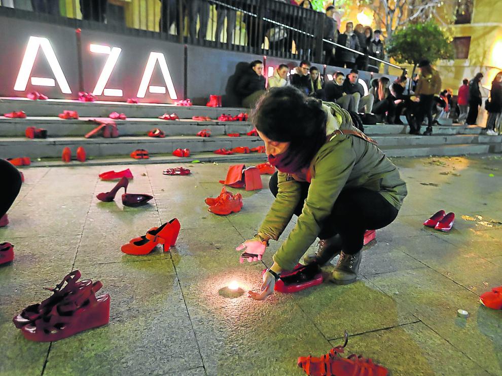 Homenaje en Monzón a la última víctima de la violencia de género en la localidad