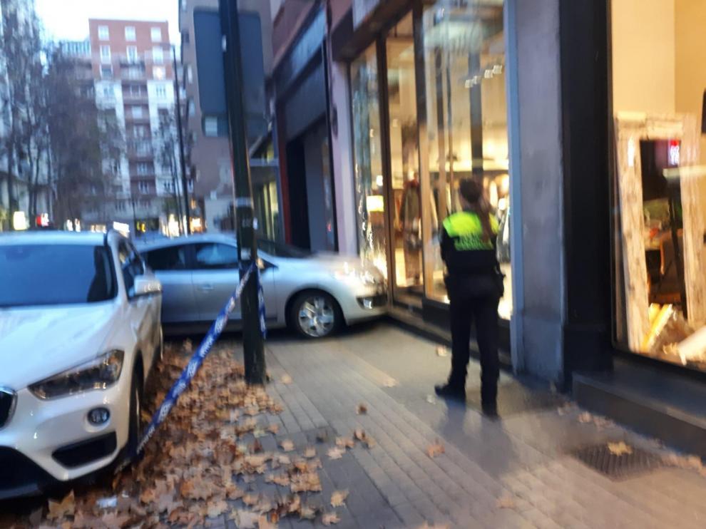 Accidente en la calle de Arquitecto Yarza de Zaragoza.