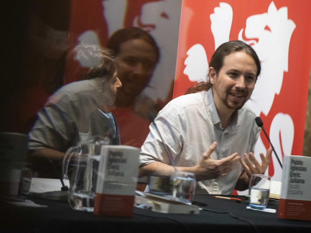 Presentación del libro de Pablo Iglesias y Enric Juliana en el Teatro Principal.
