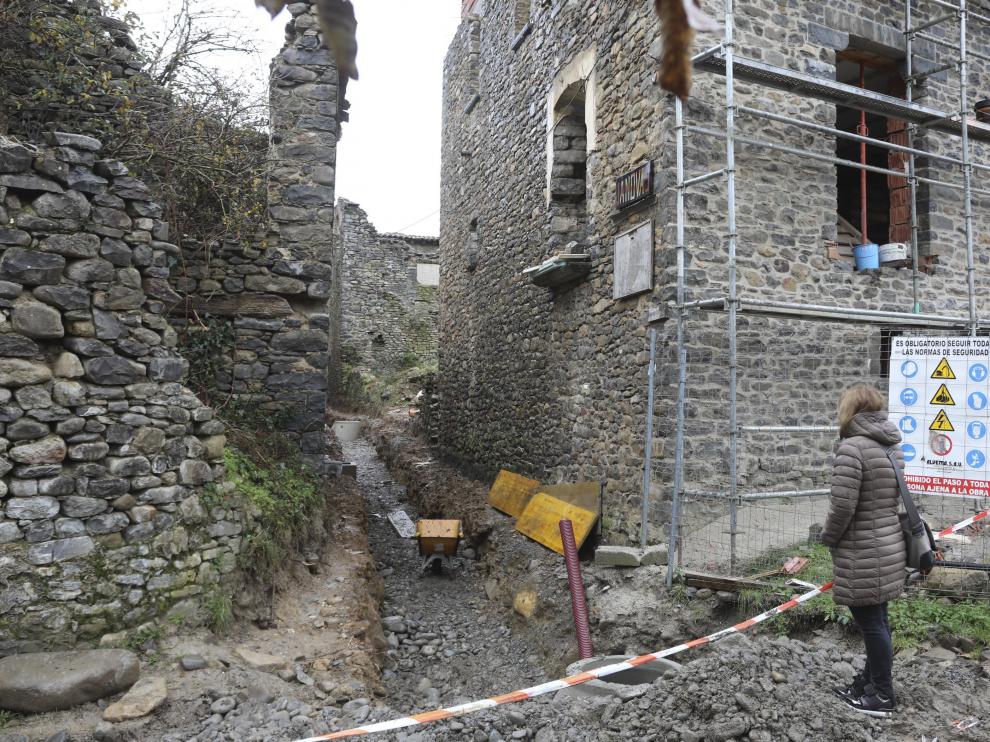Actualmente se están urbanizando algunas calles del núcleo de Jánovas