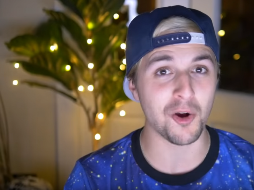 'Dalas Review' en su último vídeo: 'Chicas TIK TOK que merecen BAN'