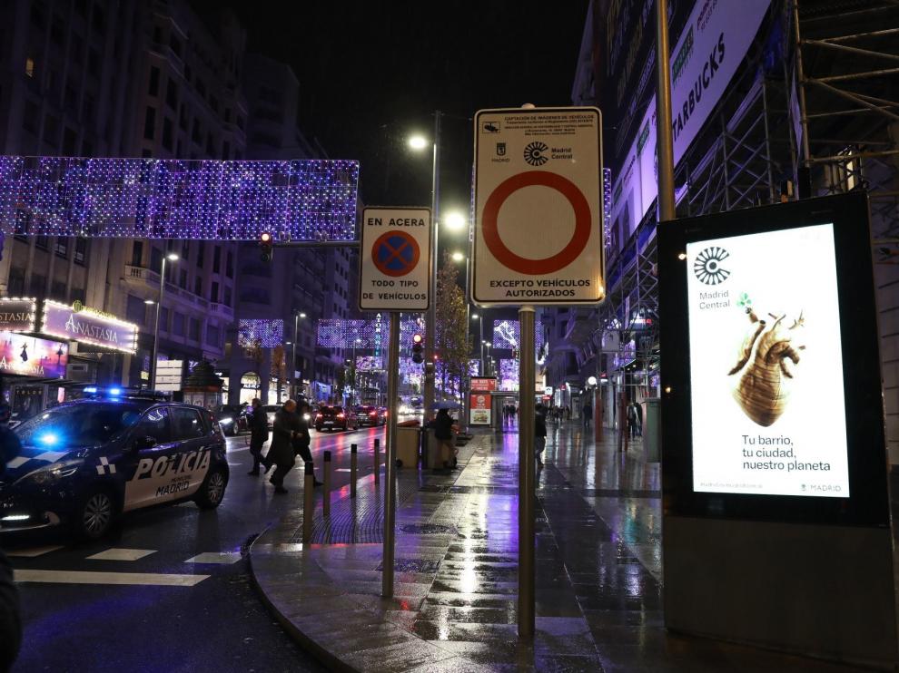 Cartel que informa de Madrid Central.
