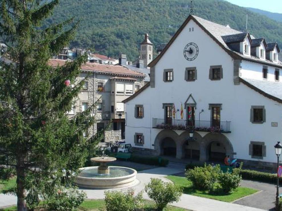Biescas aprueba un presupuesto de 3.736.000 euros para el próximo año