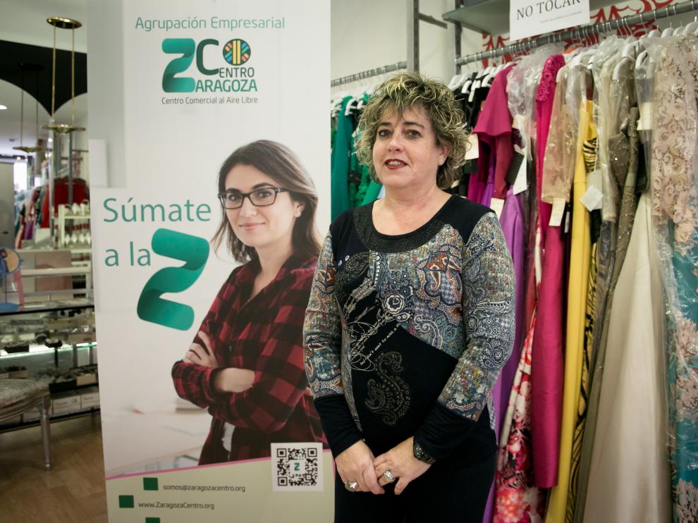 Begoña Muñoz, presidenta de esta nueva plataforma, en su establecimiento de Don Jaime I.