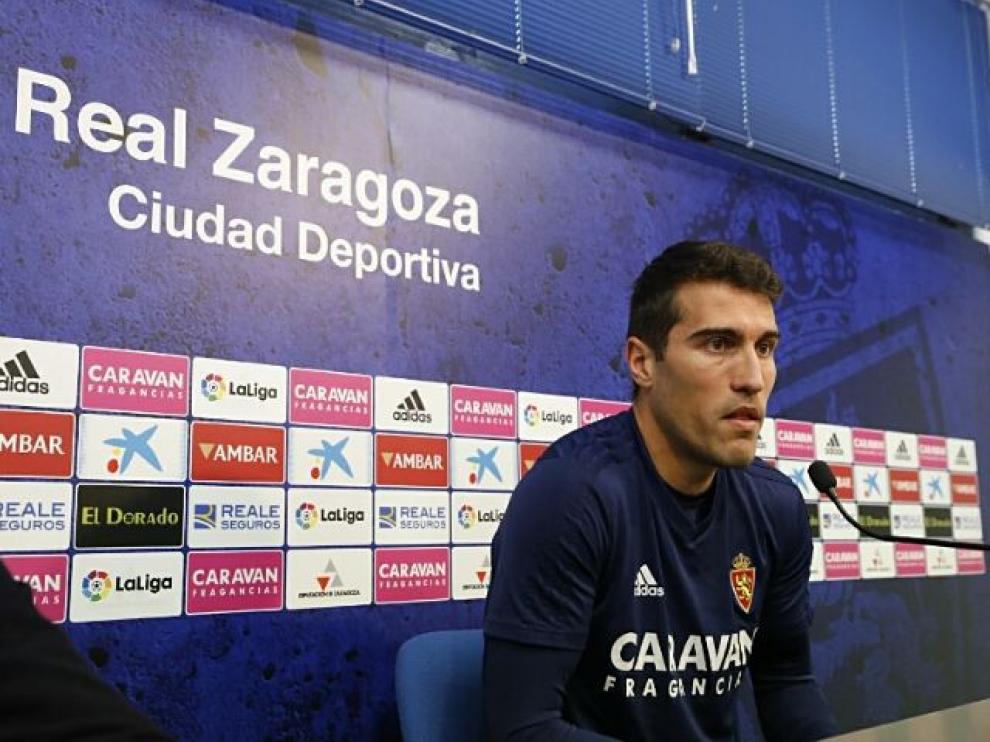 Zapater, en la rueda de prensa de este martes.