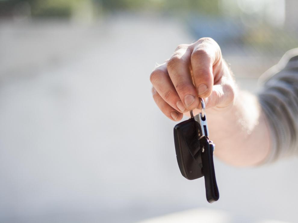 Es recomendable visitar más de un concesionario antes de comprar un coche dado que pueden presentar diferencias de precio significativas.