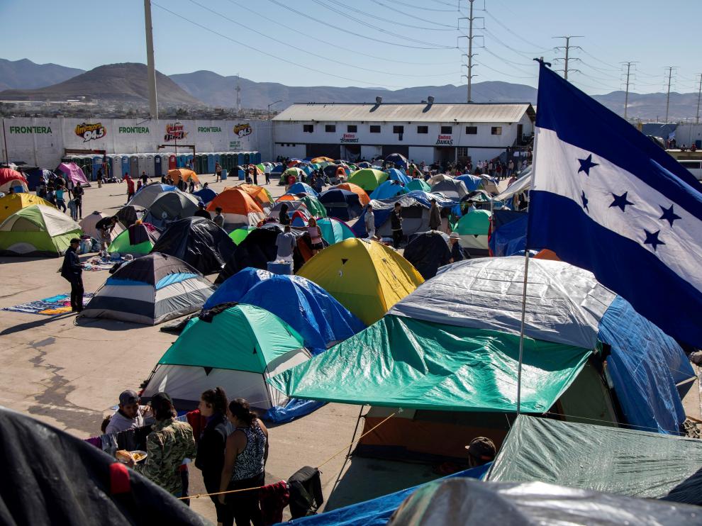 Albergue donde se ubican un dos mil ciudadanos centroamericanos de la caravana migrante.