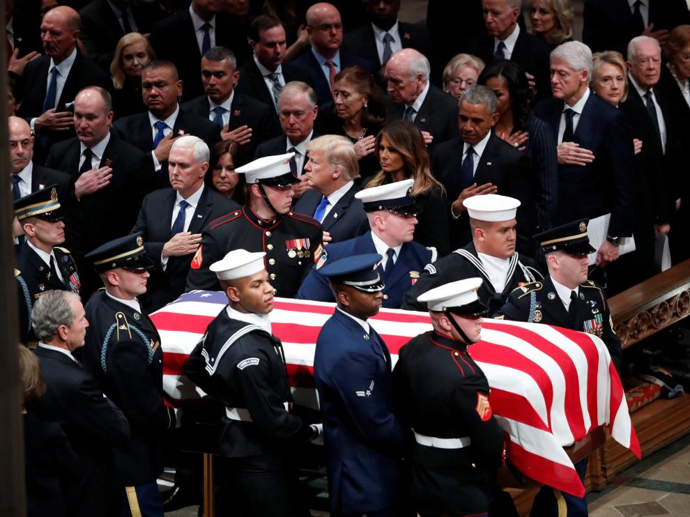 Funeral de Estado de George H. W. Bush, que se celebra en la Catedral Nacional de Washington.