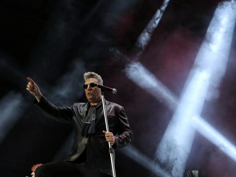 Loquillo, durante su reciente concierto en Zaragoza.