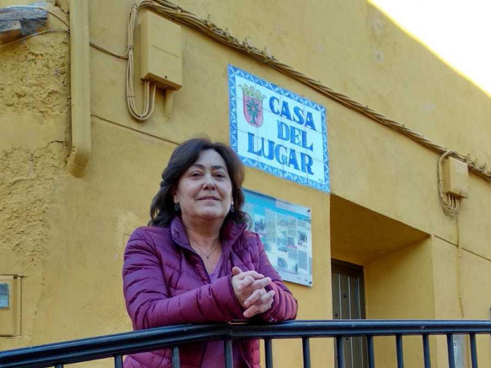 La alcaldesa de Vistabella, en un rincón del municipio.
