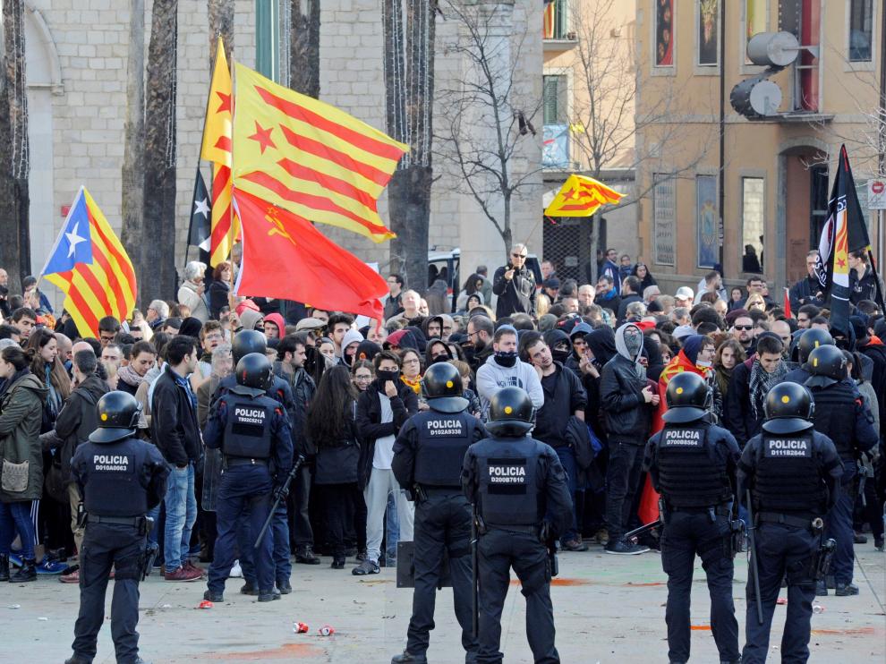 Un momento de los incidentes del jueves en Gerona.