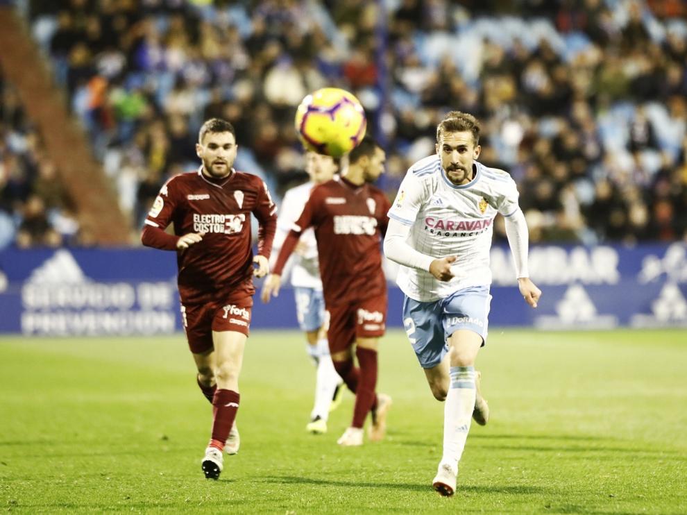 Un momento del partido entre el Real Zaragoza y el Córdoba
