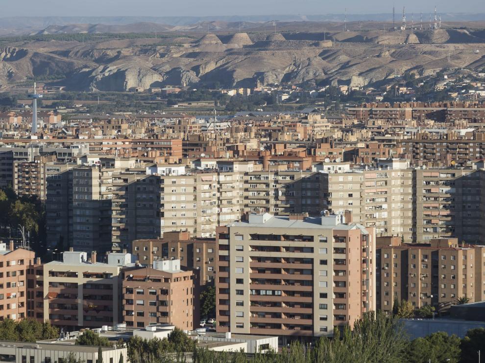 La mayoría de viviendas vacías de los bancos se concentran en la capital aragonesa.