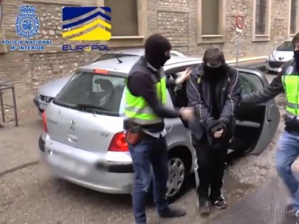 Uno de los tres arrestados en Zaragoza, Tarragona y Barcelona por ser responsables de una de las web neonazis más influyentes del mundo.
