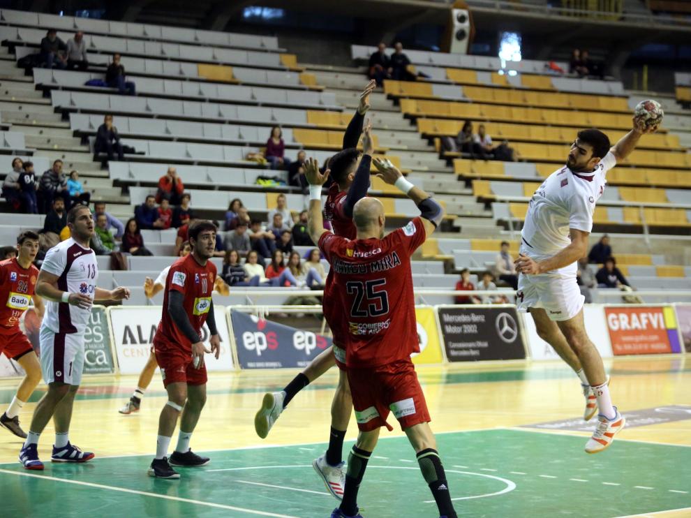 El Bada Huesca sucumbió ante Qatar.