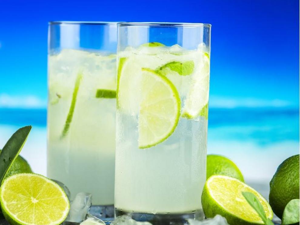 Los refrescos azucarados no aportan la cantidad adecuada de sales.