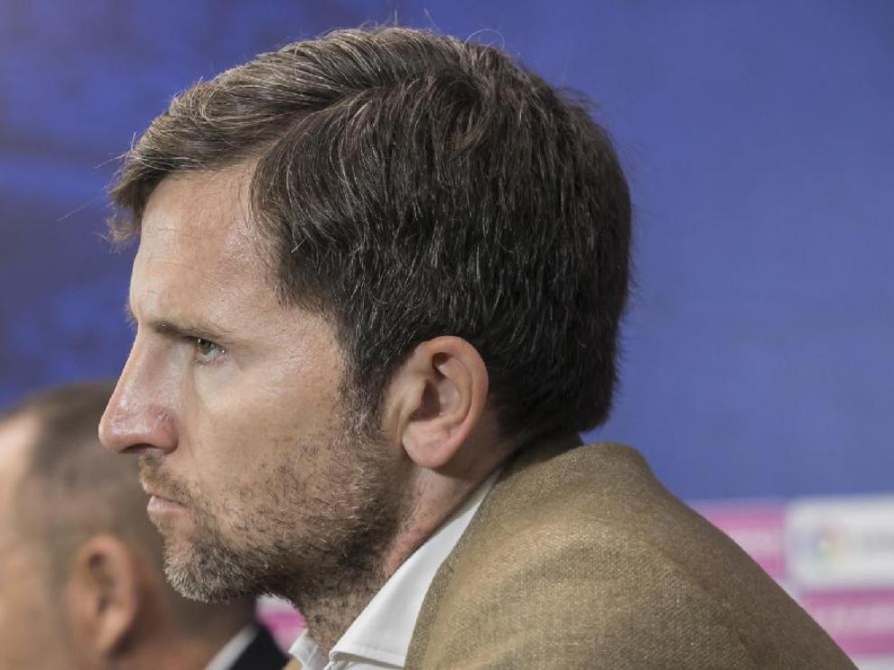 Lalo Arantegui, serio en la rueda de prensa de este martes.