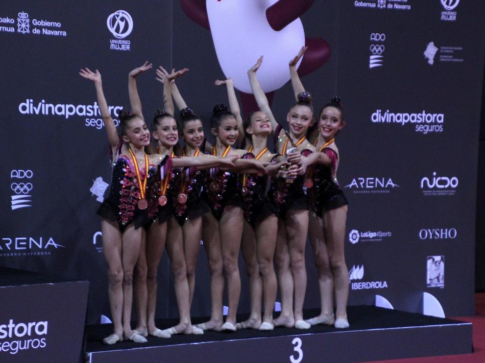 l conjunto alevín M del Club Escuela Gimnasia Rítmica Zaragoza,